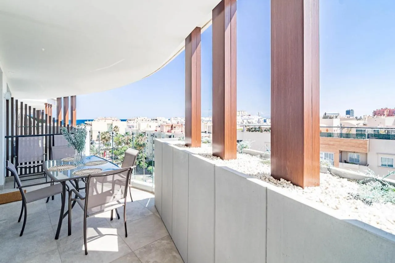 Inf26H- Comfortable And Spacious City Apartment Estepona