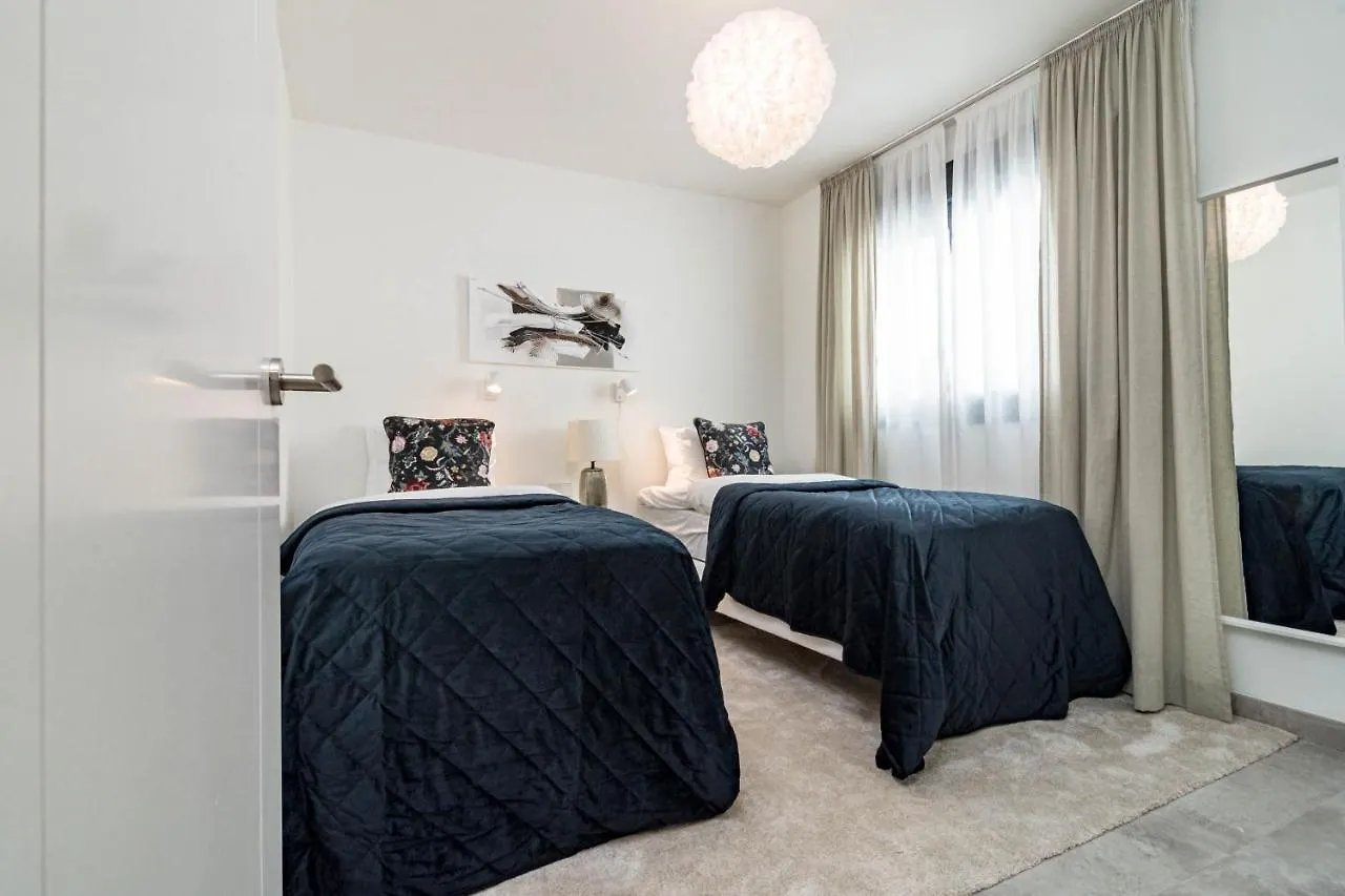 Inf26H- Comfortable And Spacious City Apartment Estepona 0*,  Spain