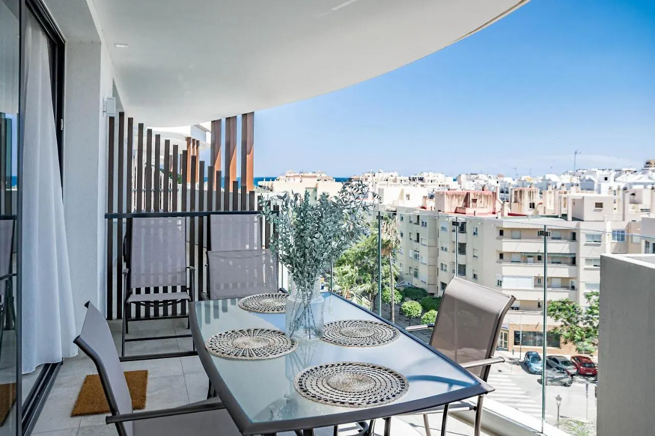Inf26H- Comfortable And Spacious City Apartment Estepona
