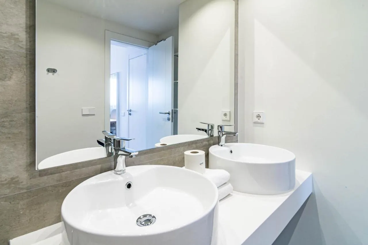 Inf26H- Comfortable And Spacious City Apartment Estepona