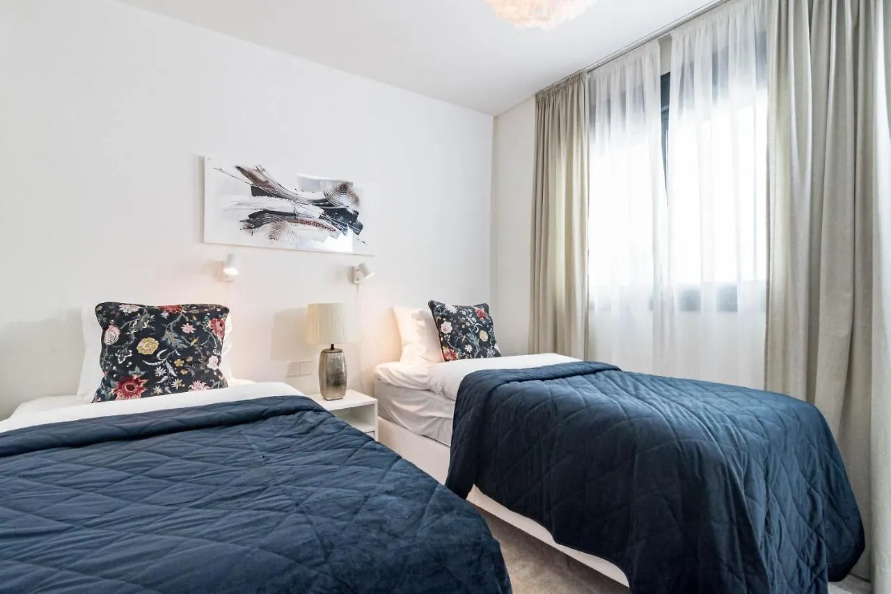 Inf26H- Comfortable And Spacious City Apartment Estepona